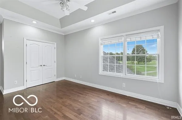 $695,000 | 7105 West St Andrews Avenue, Yorktown, IN 47396