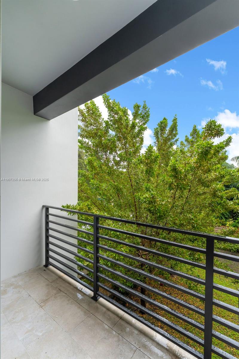 3048 Southwest 18th Street, Unit 3048 Miami, FL 33145 - Photo 21 of 39 a view of a green field