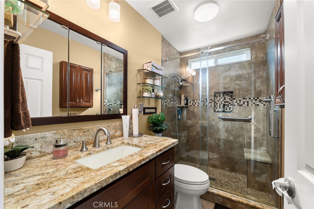 11494 Los Molinos Way Riverside, CA 92505 - Photo 16 of 42