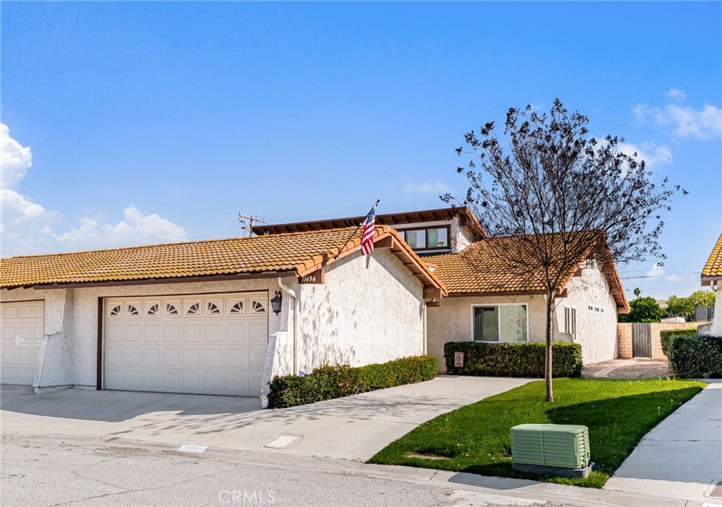 11494 Los Molinos Way Riverside, CA 92505 - Photo 2 of 42