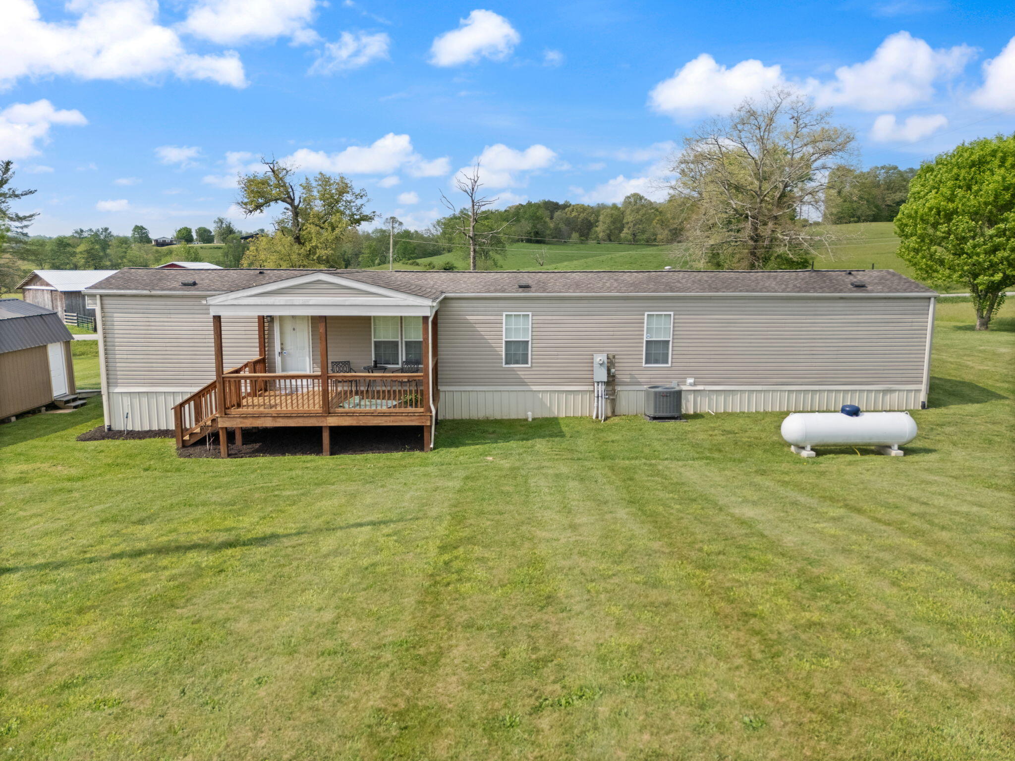 168 Victory Greenmount Road London, KY 40741 - Photo 49 of 64 48-web-or-mls-DJI_20250429104433_0406_D