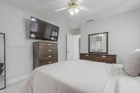 $599,000 | 7520 Embassy Boulevard, Miramar, FL 33023