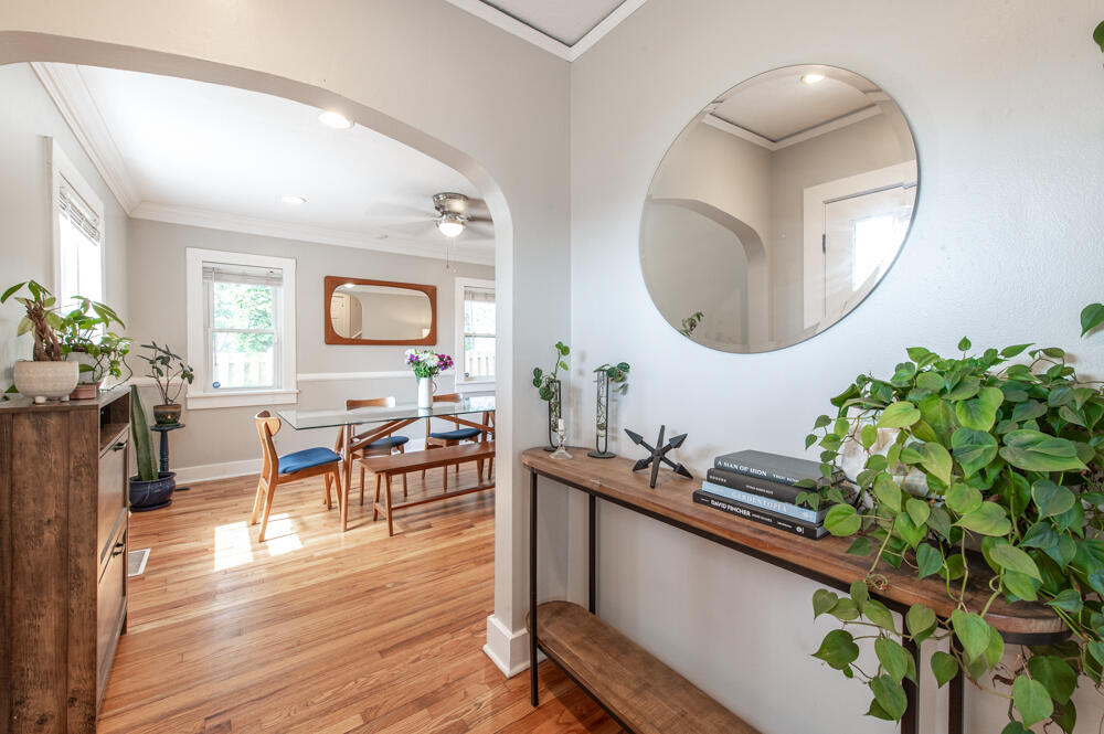 3023 Wrightsboro Road Augusta, GA 30909 - Photo 11 of 31 Foyer!