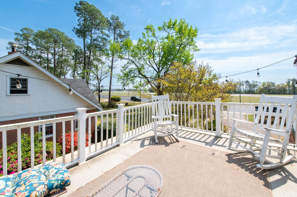 3023 Wrightsboro Road Augusta, GA 30909 - Photo 16 of 31 Balcony!