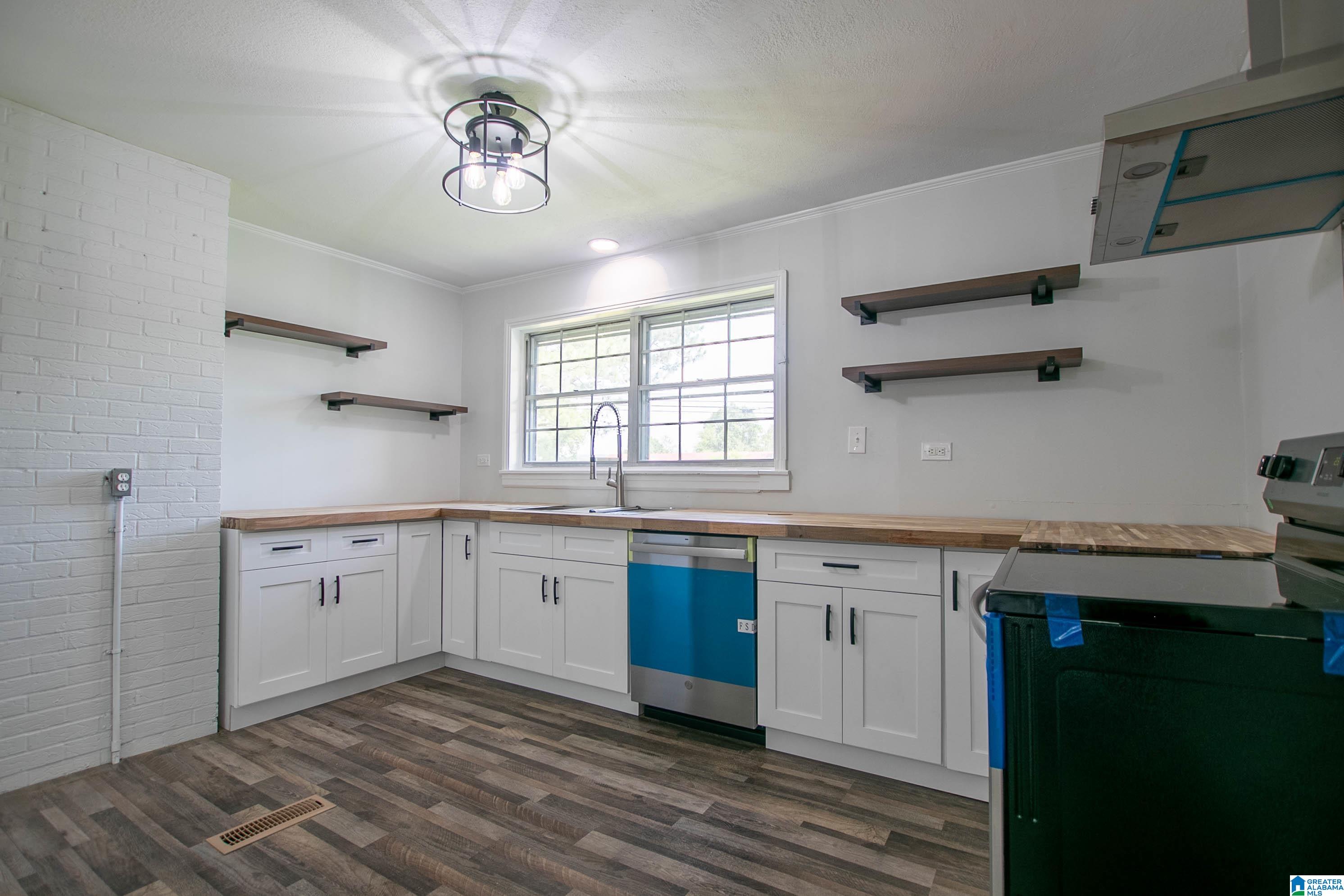 4381 Susan Moore Road Altoona, AL 35952 - Photo 8 of 56