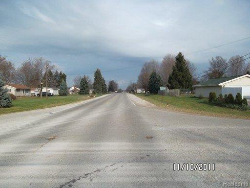 8538 North Genesee Road Mount Morris, MI 48458 - Photo 14 of 22 SAM_5530