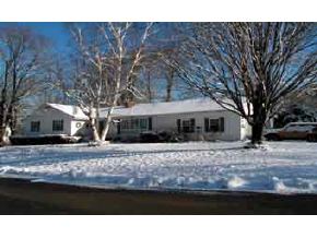 3 Strawberry Hill Drive Rochester, NH 03867 - Photo 4 of 4 Gallery Image 4