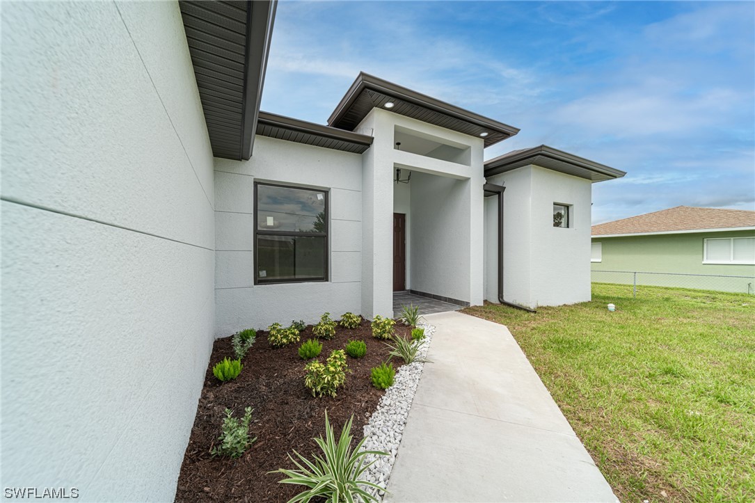 363 Ranier Avenue Lehigh Acres, FL 33974 - Photo 1 of 24 Gallery Image 1