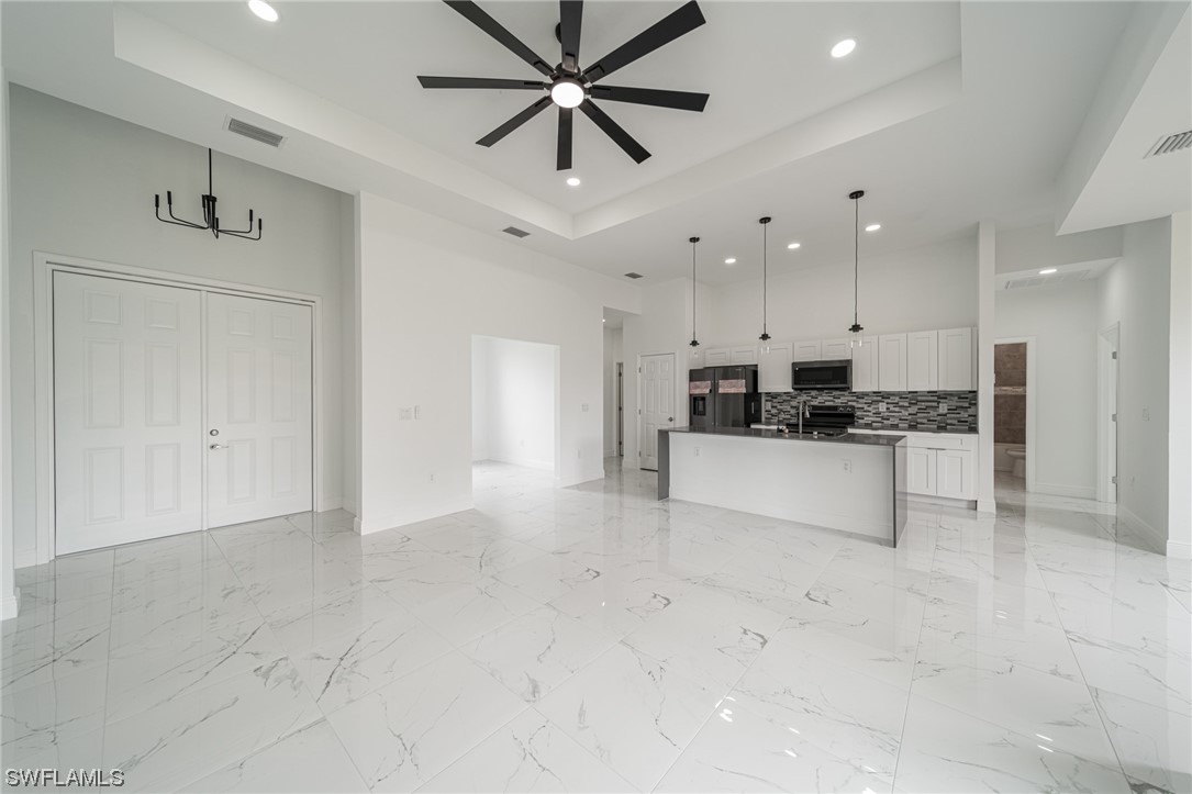363 Ranier Avenue Lehigh Acres, FL 33974 - Photo 5 of 24 Gallery Image 5