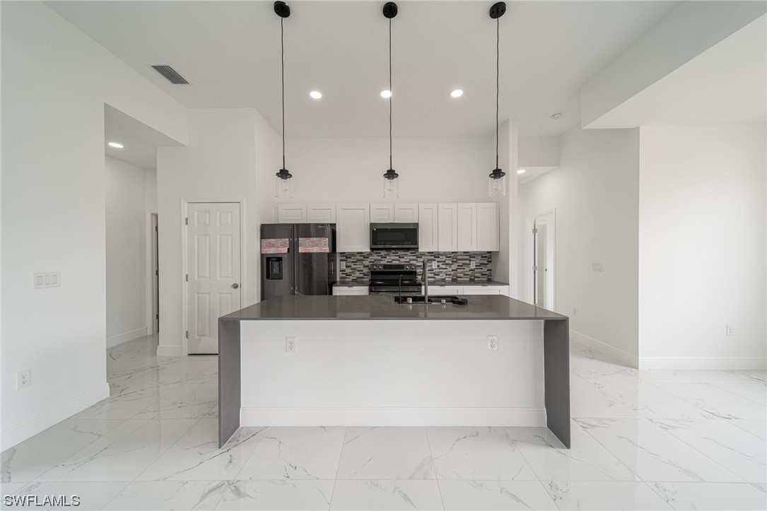 363 Ranier Avenue Lehigh Acres, FL 33974 - Photo 7 of 24 Gallery Image 7