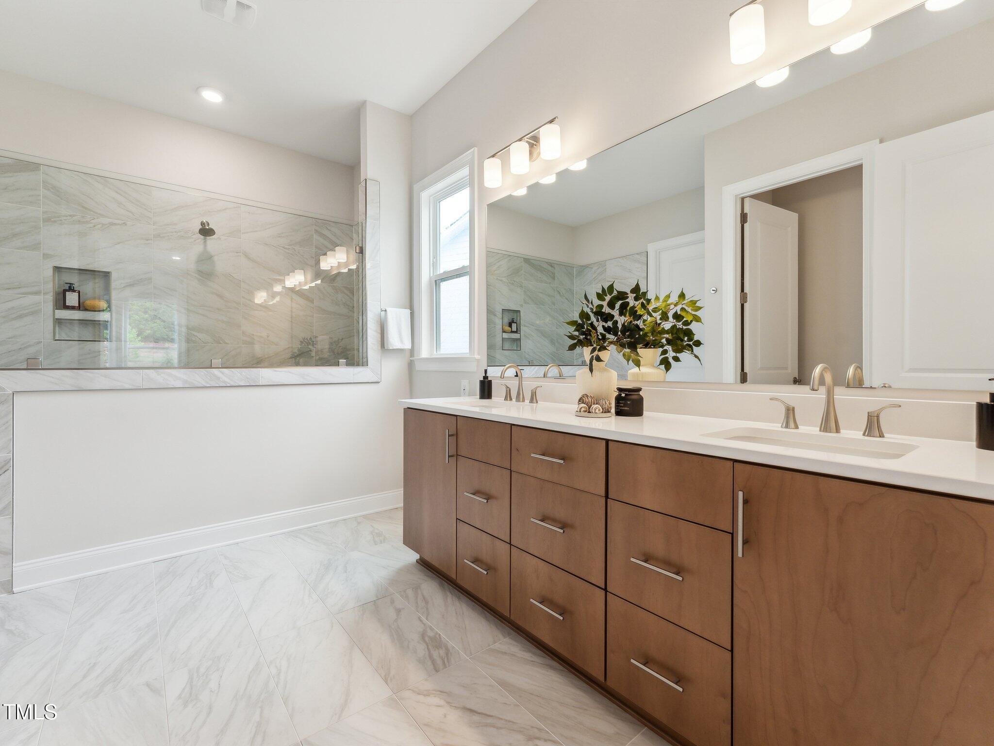 208 Regency Rdg Drive Apex, NC 27539 - Photo 9 of 45 18-web-or-mls-DSC02303