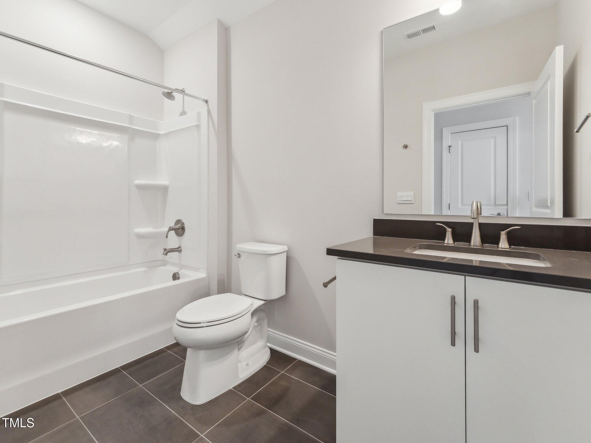 208 Regency Rdg Drive Apex, NC 27539 - Photo 17 of 45 23-web-or-mls-DSC02387