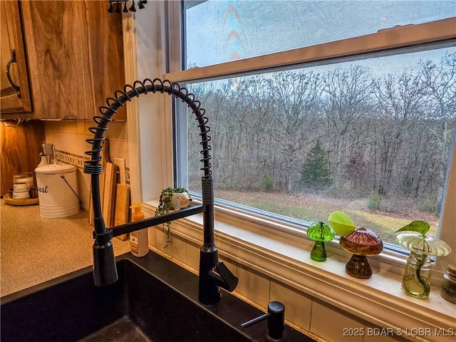 $325,000 | 11237 Wildwood Drive, Versailles, MO 65084