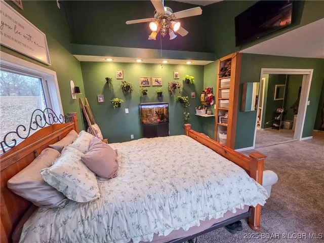 $325,000 | 11237 Wildwood Drive, Versailles, MO 65084