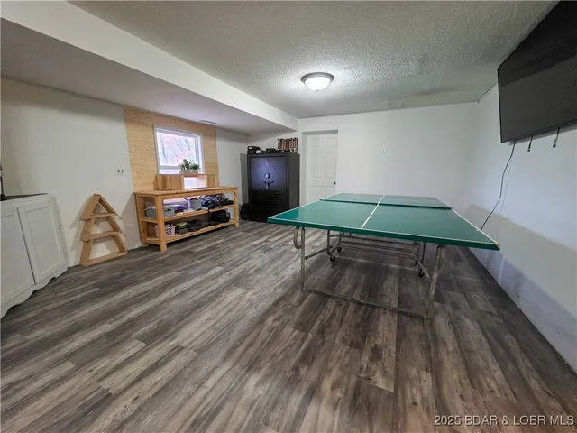 $325,000 | 11237 Wildwood Drive, Versailles, MO 65084