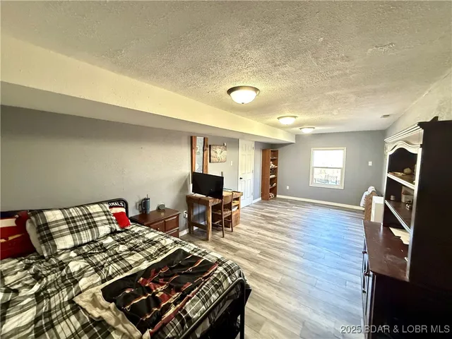 $325,000 | 11237 Wildwood Drive, Versailles, MO 65084