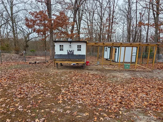 $325,000 | 11237 Wildwood Drive, Versailles, MO 65084