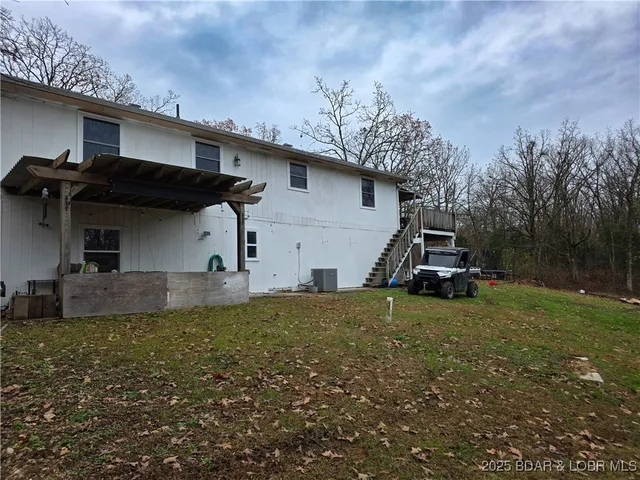 $325,000 | 11237 Wildwood Drive, Versailles, MO 65084