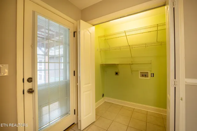 $329,900 | 8001 Dove Wing Lane, Knoxville, TN 37938