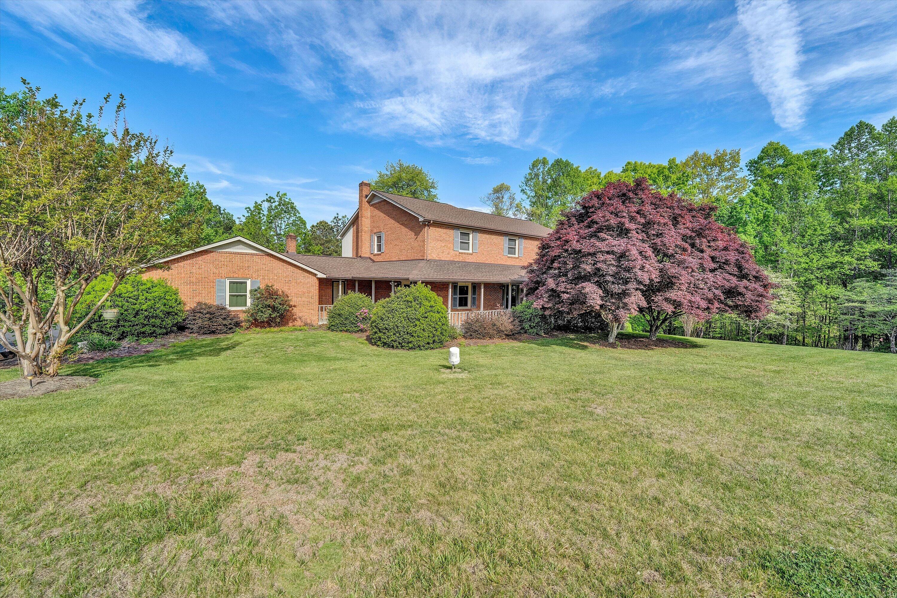 Main Listing Photo
