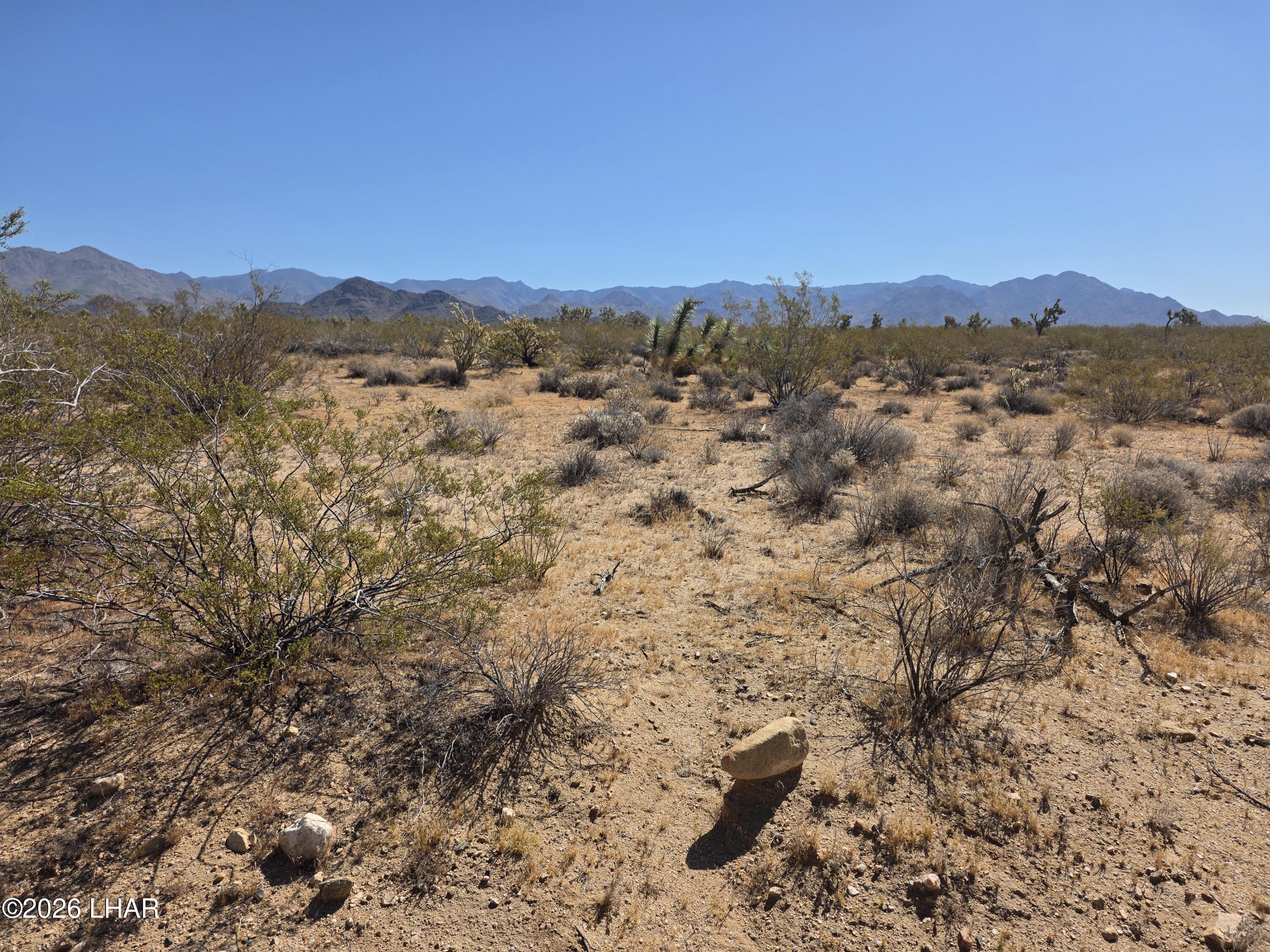 171-172 South Nash Road Yucca, AZ 86438 - Photo 5 of 11 a view of city and mountain