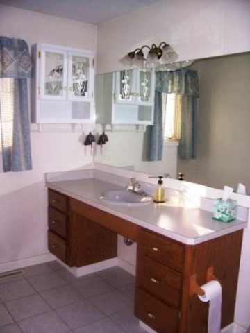 33 Round Table Road Saratoga Springs, NY 12866 - Photo 7 of 11 Photo 7