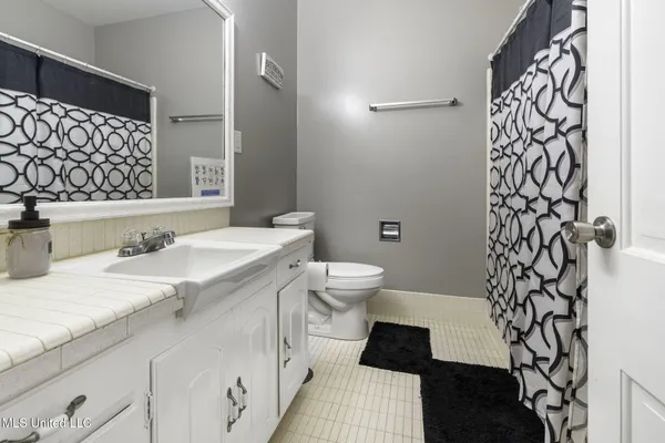 $1,200 | Undisclosed Address, McComb, MS 39648