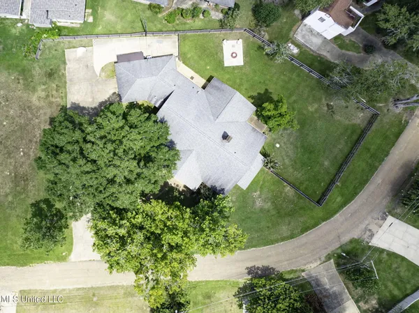 $1,200 | Undisclosed Address, McComb, MS 39648