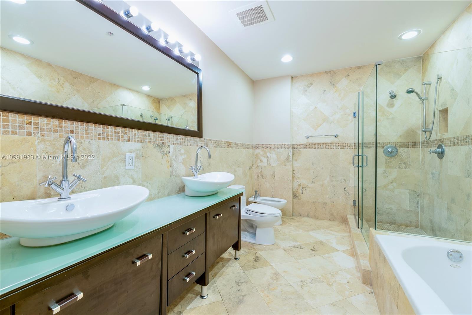 Spring Garden Miami, FL 33136 - Photo 12 of 39