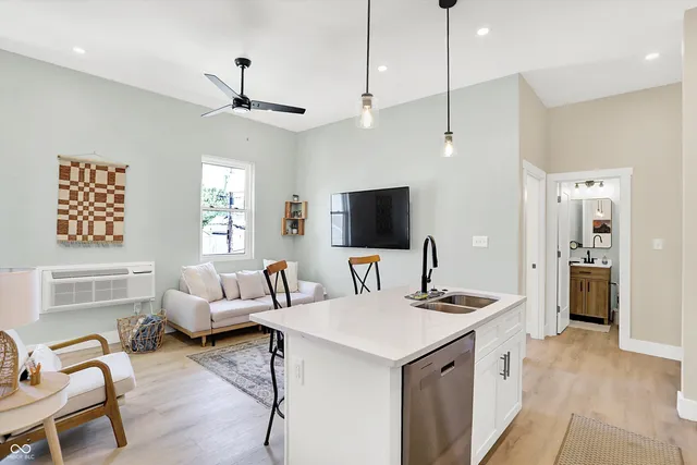 $650,000 | 1247 Hartford Street, Indianapolis, IN 46203