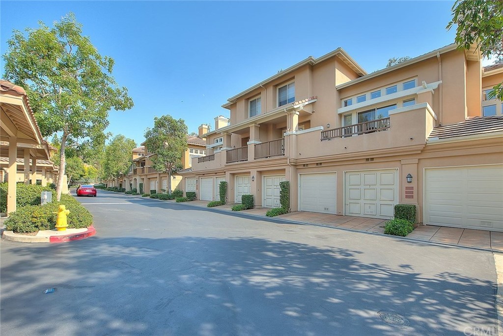 2686 Dunstan Drive Tustin, CA 92782 - Photo 31 of 37