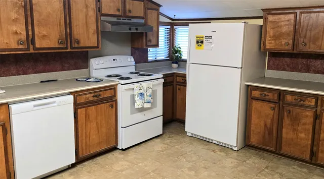 $180,000 | 1011 6th Street, East Bernard, TX 77435