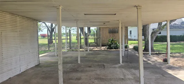 $180,000 | 1011 6th Street, East Bernard, TX 77435