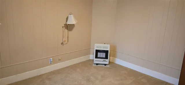 $180,000 | 1011 6th Street, East Bernard, TX 77435