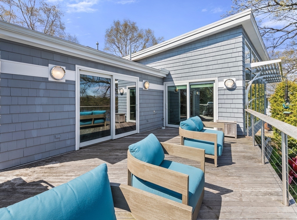37 Beverly Road Arlington, MA 02474 - Photo 17 of 38