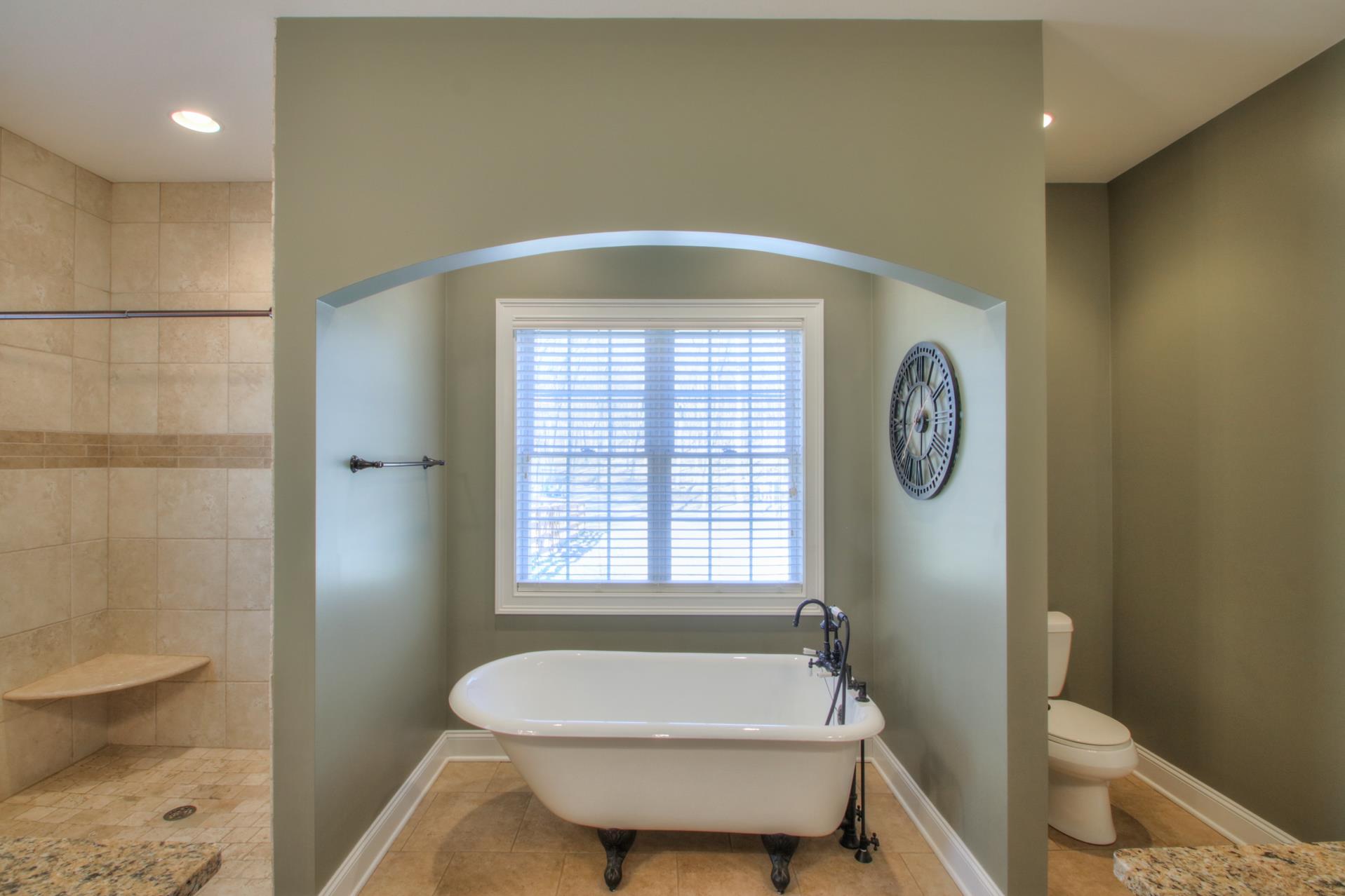 175 Holloway Road Lebanon, TN 37090 - Photo 12 of 30 a bathroom with a toilet and a shower