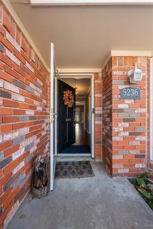 a view of outdoor space