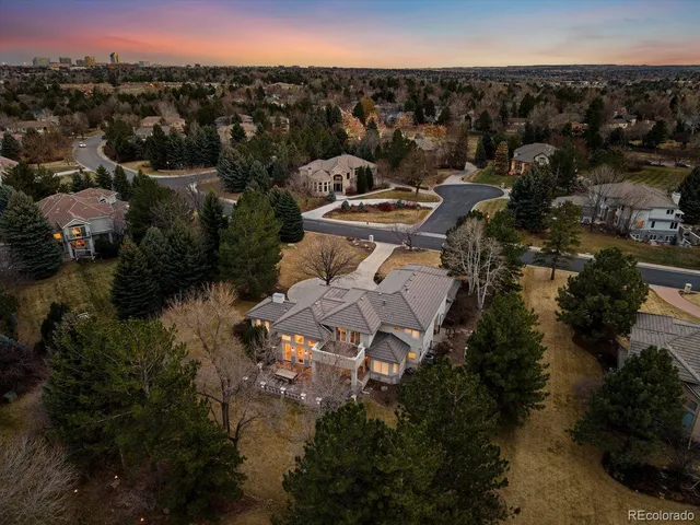 an aerial view of multiple house