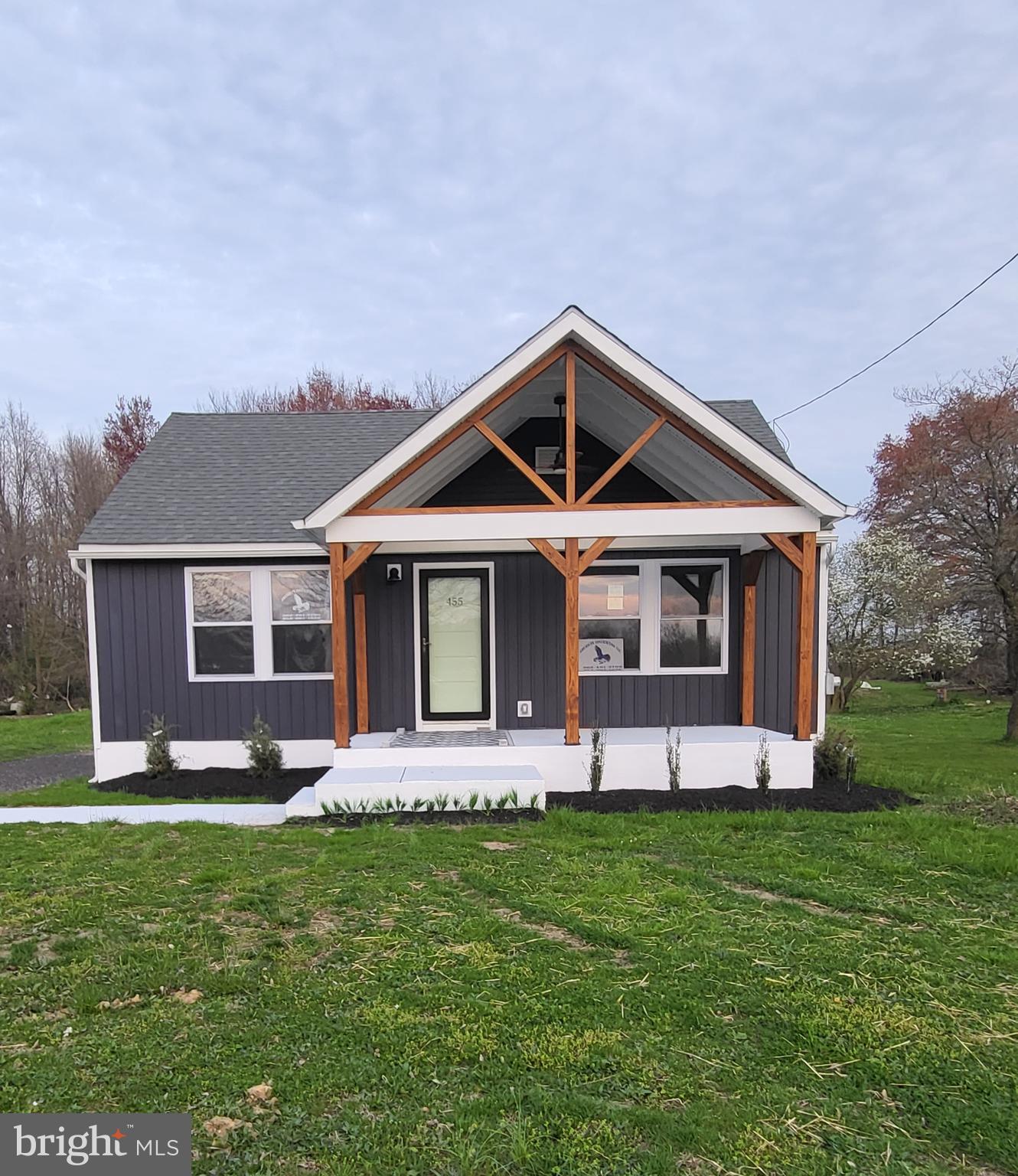 455 Fort Mott Road Pennsville, NJ 08070 - Photo 1 of 97 Exterior Front