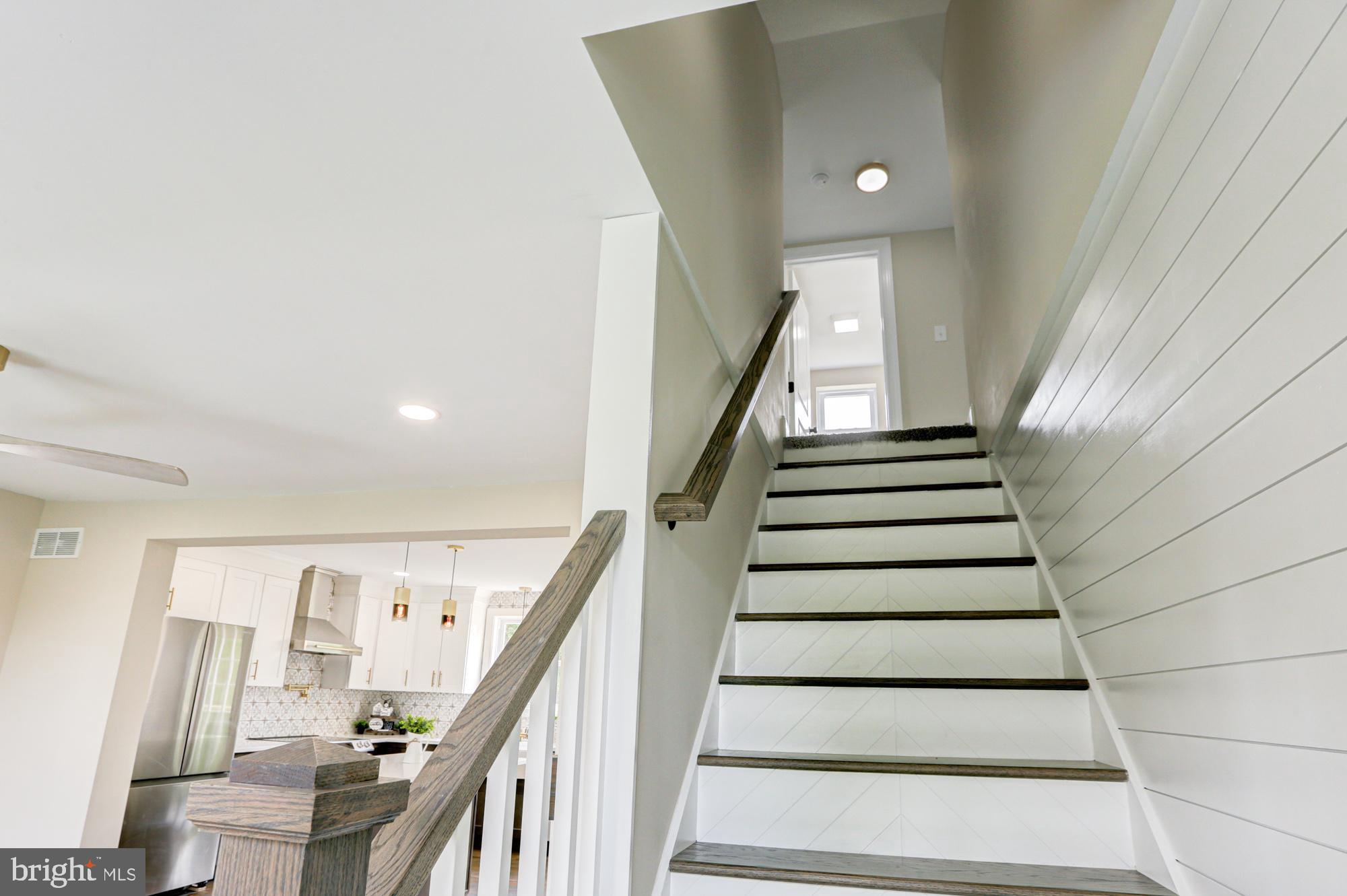 455 Fort Mott Road Pennsville, NJ 08070 - Photo 19 of 97 Stair Case