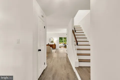 $475,000 | 19123 Grotto Lane, Germantown, MD 20874
