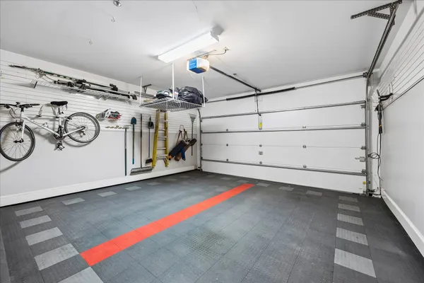 $1,400,000 | 6635 Minola Street, Houston, TX 77007