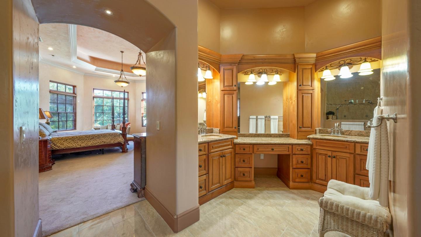 8654 Carolines Ridge Road Salinas, CA 93907 - Photo 17 of 47 Gallery Image 17