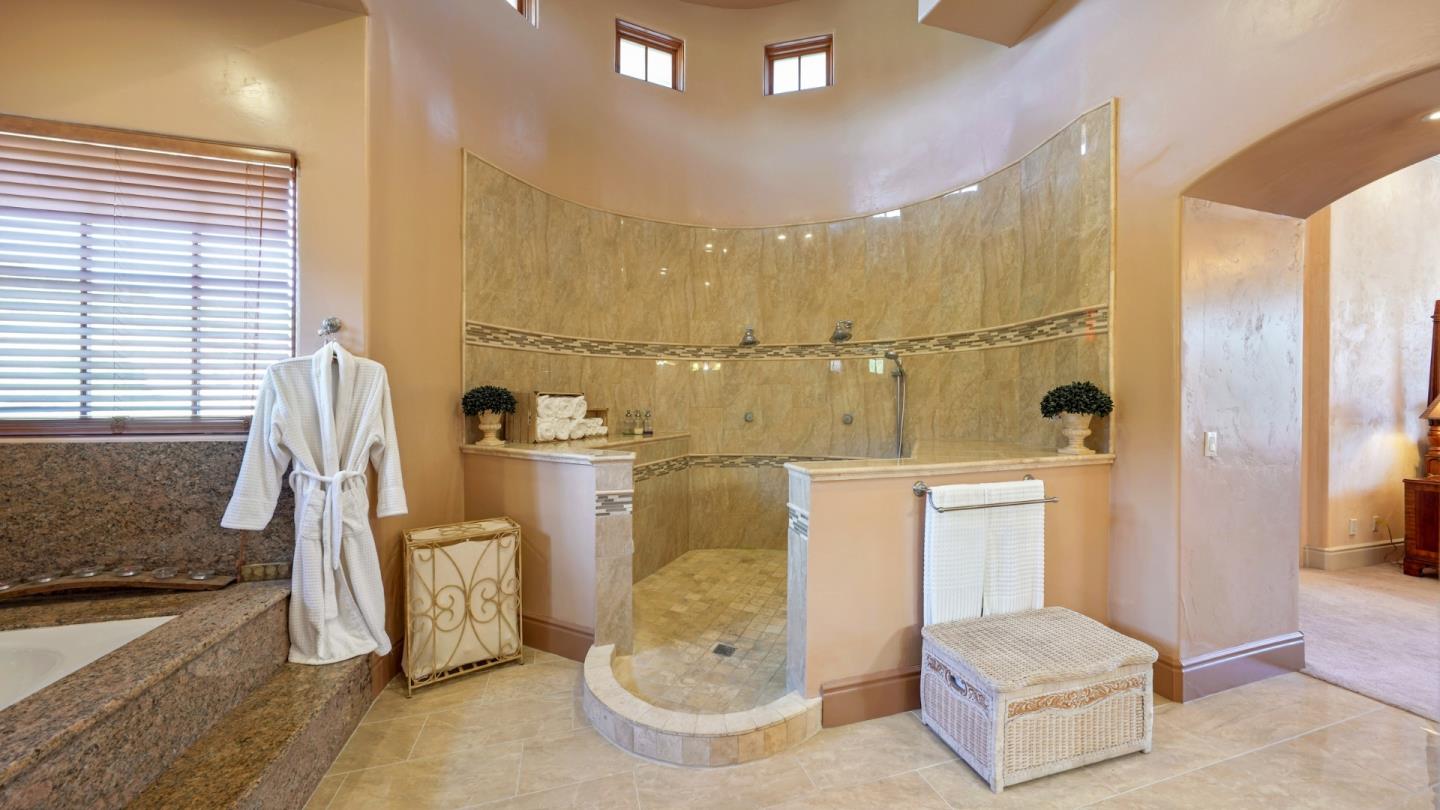 8654 Carolines Ridge Road Salinas, CA 93907 - Photo 20 of 47 Gallery Image 20