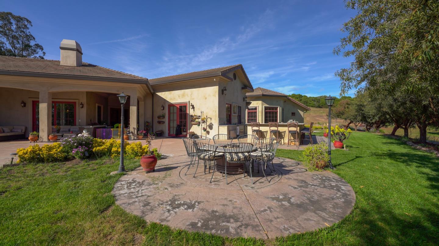 8654 Carolines Ridge Road Salinas, CA 93907 - Photo 37 of 47 Gallery Image 37