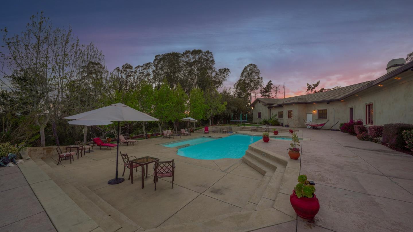 8654 Carolines Ridge Road Salinas, CA 93907 - Photo 6 of 47 Gallery Image 6
