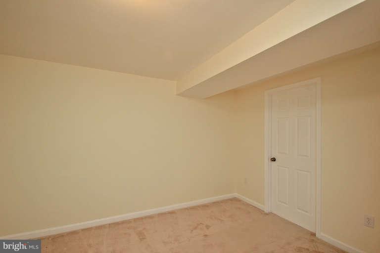 8533 Gwynedd Way Springfield, VA 22153 - Photo 17 of 30 Basement