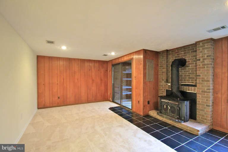 8533 Gwynedd Way Springfield, VA 22153 - Photo 8 of 30 Basement