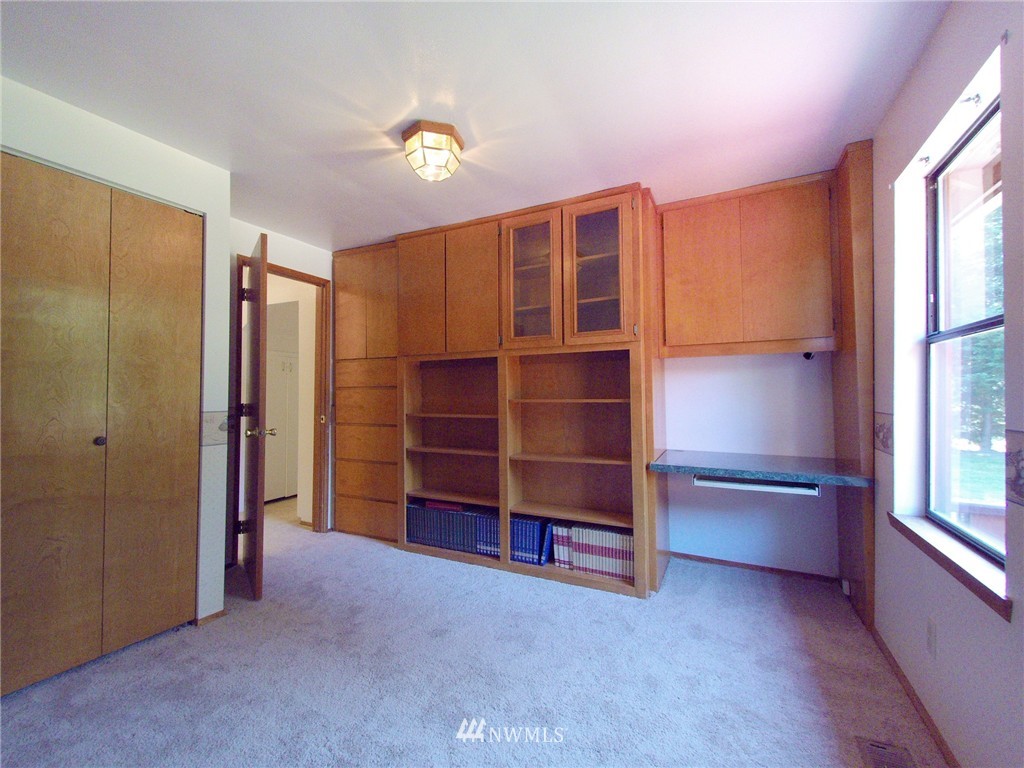 261 Lake Farm Road Port Angeles, WA 98362 - Photo 14 of 25