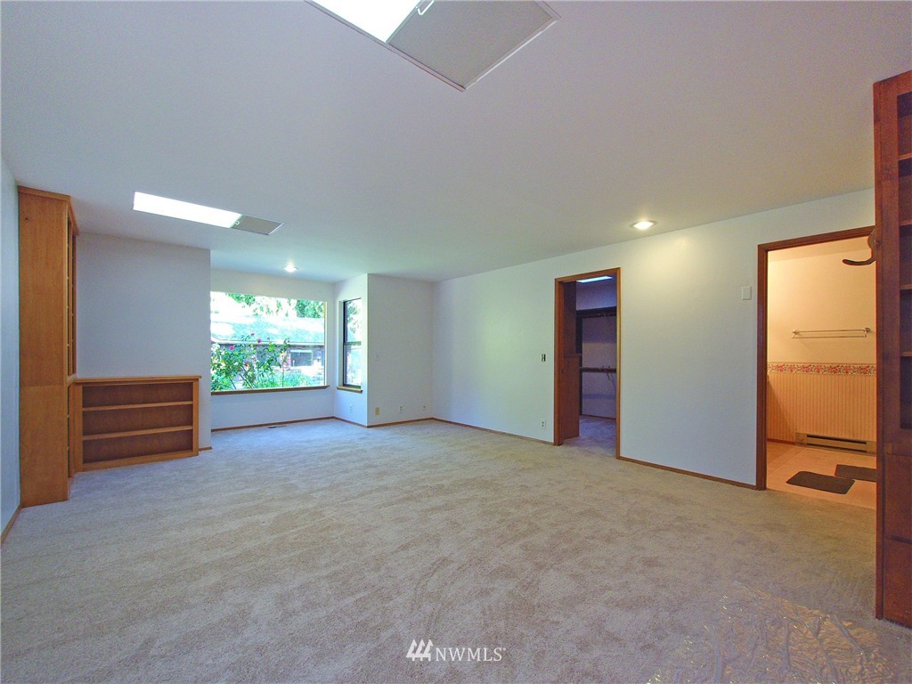 261 Lake Farm Road Port Angeles, WA 98362 - Photo 9 of 25